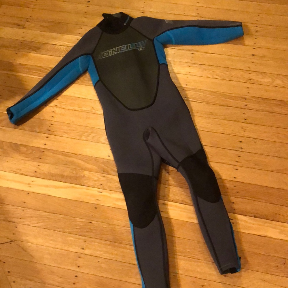 Gently uses wetsuits…. my kids outgrew!